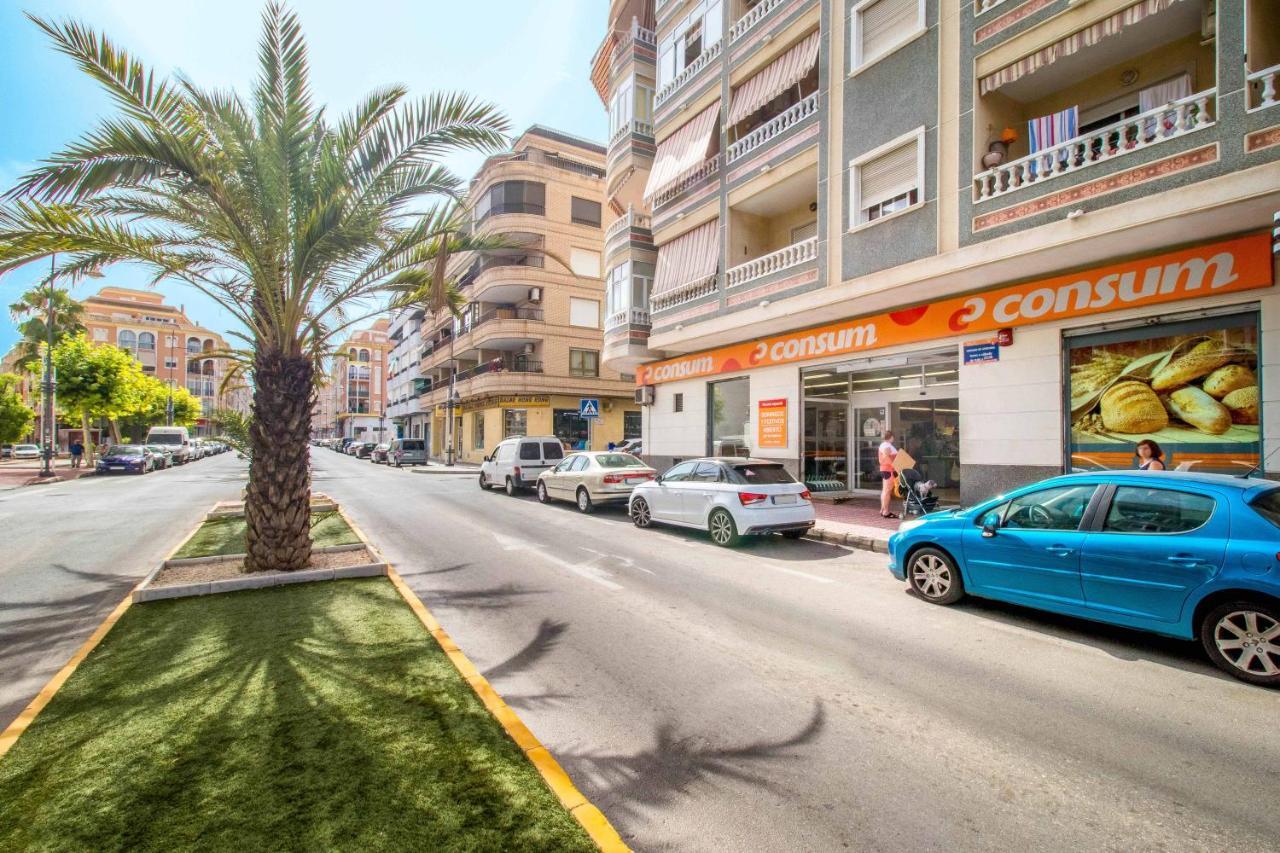 Espanatour Galeon Torrevieja Buitenkant foto